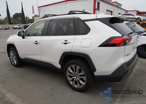2021 Toyota Rav4 Limited z USA, uszkodzony, nr VIN JTMY1RFV7MD074019
